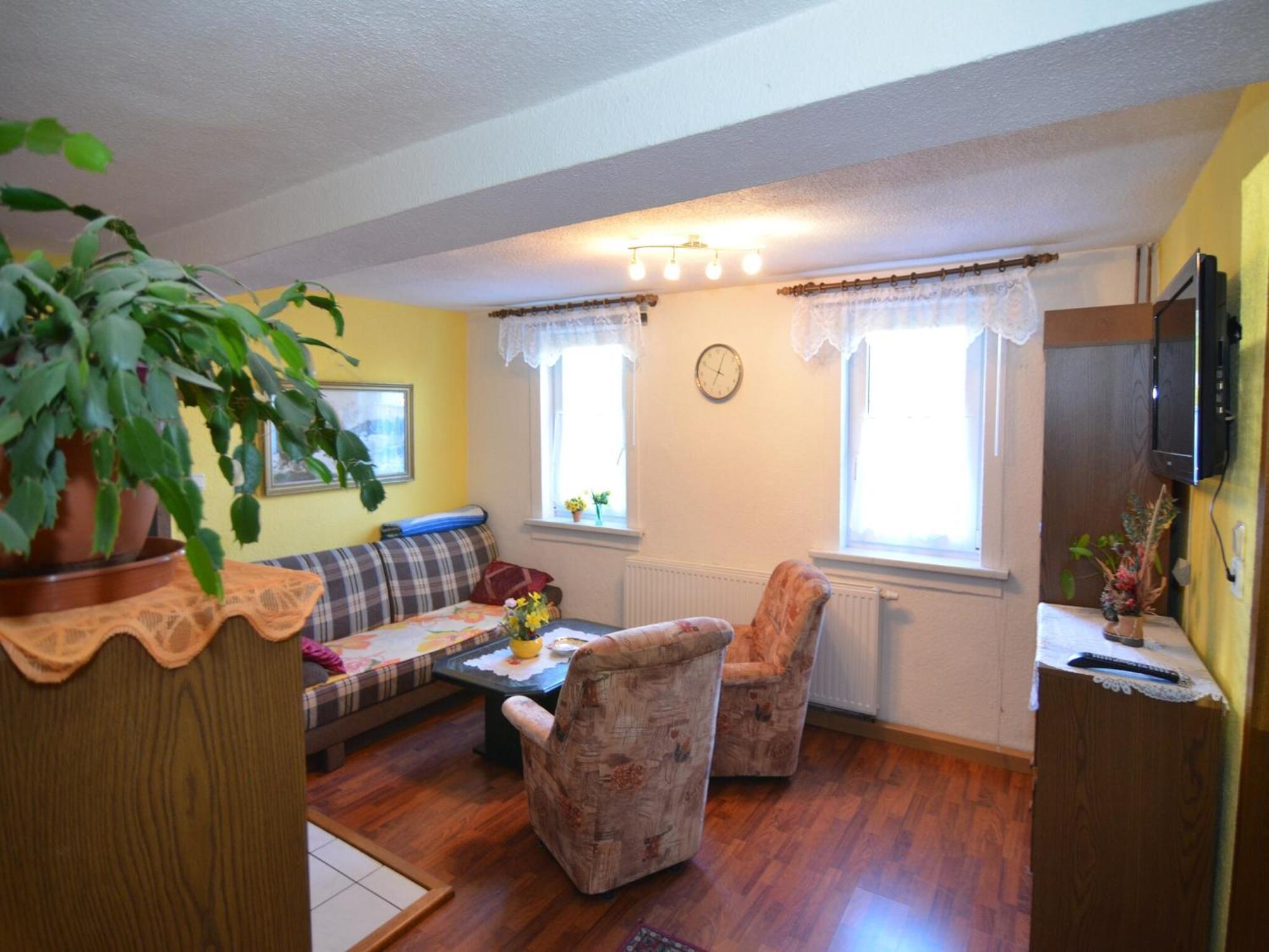 Holiday Home In Neustadt Am Rennsteig With Pond エクステリア 写真