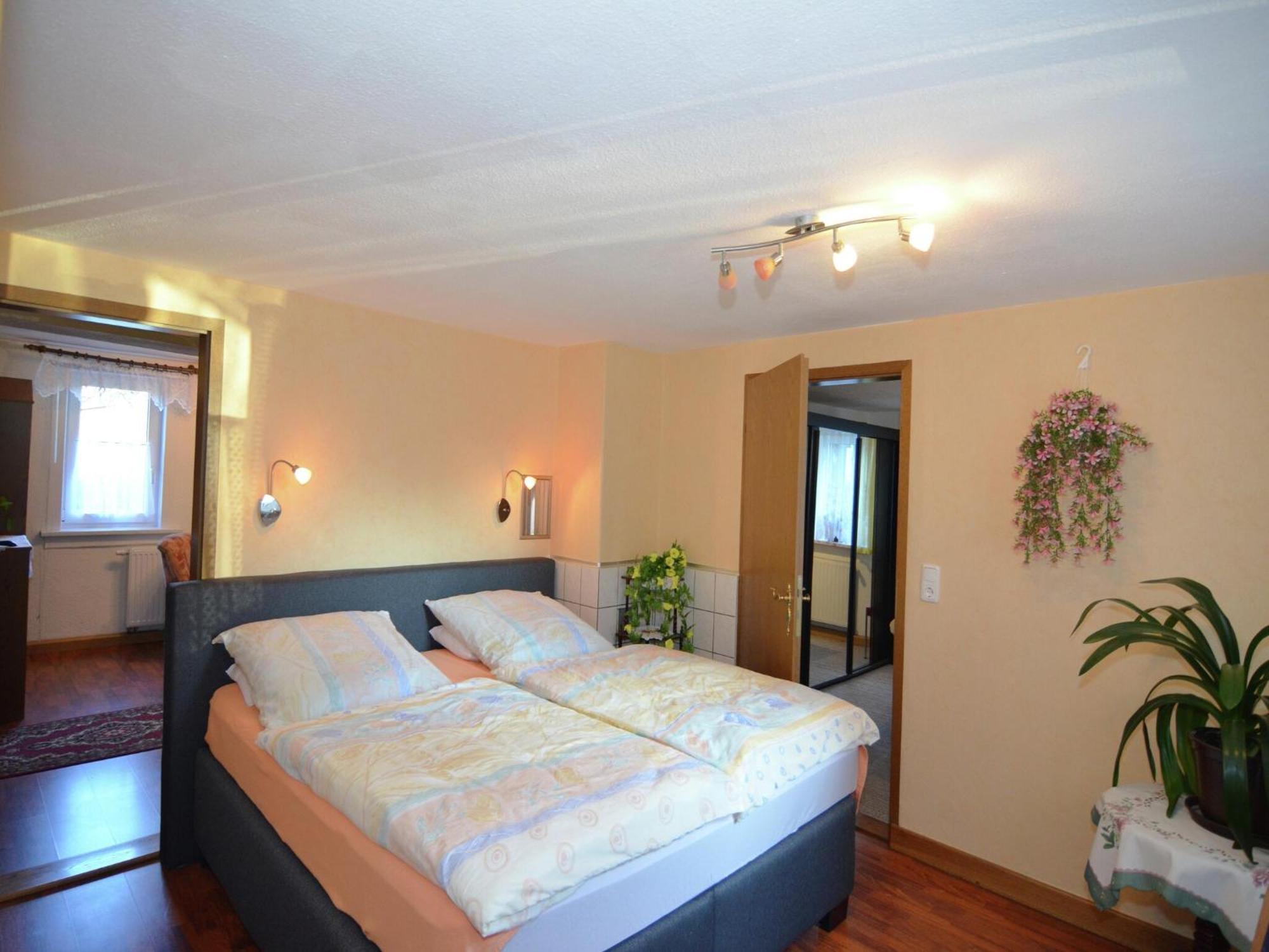 Holiday Home In Neustadt Am Rennsteig With Pond エクステリア 写真