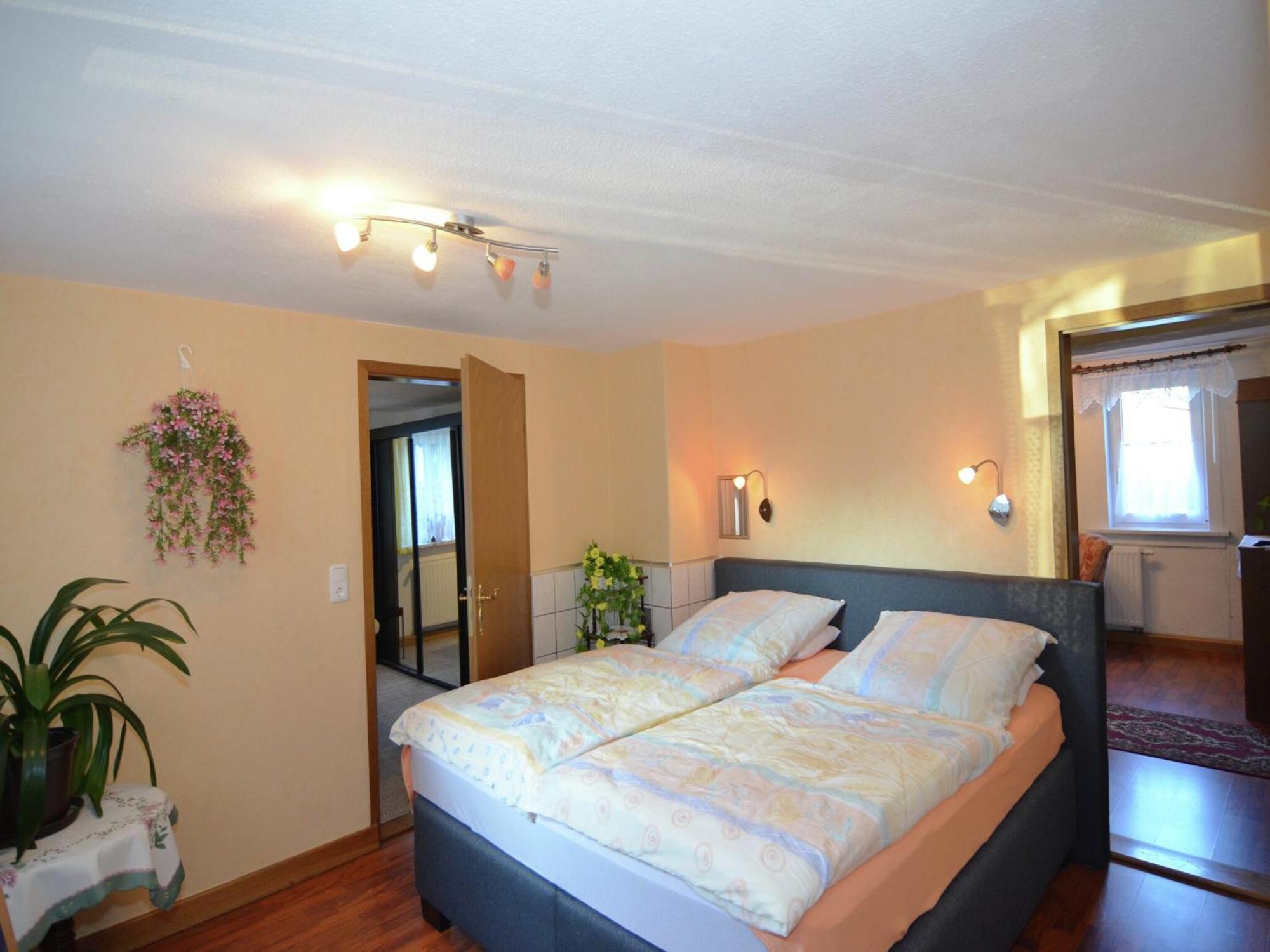 Holiday Home In Neustadt Am Rennsteig With Pond エクステリア 写真