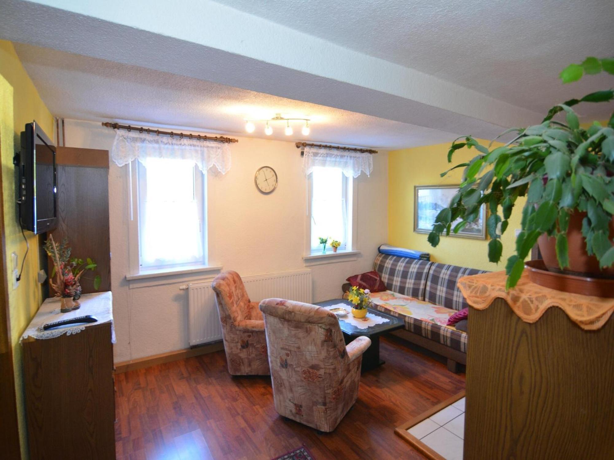 Holiday Home In Neustadt Am Rennsteig With Pond エクステリア 写真