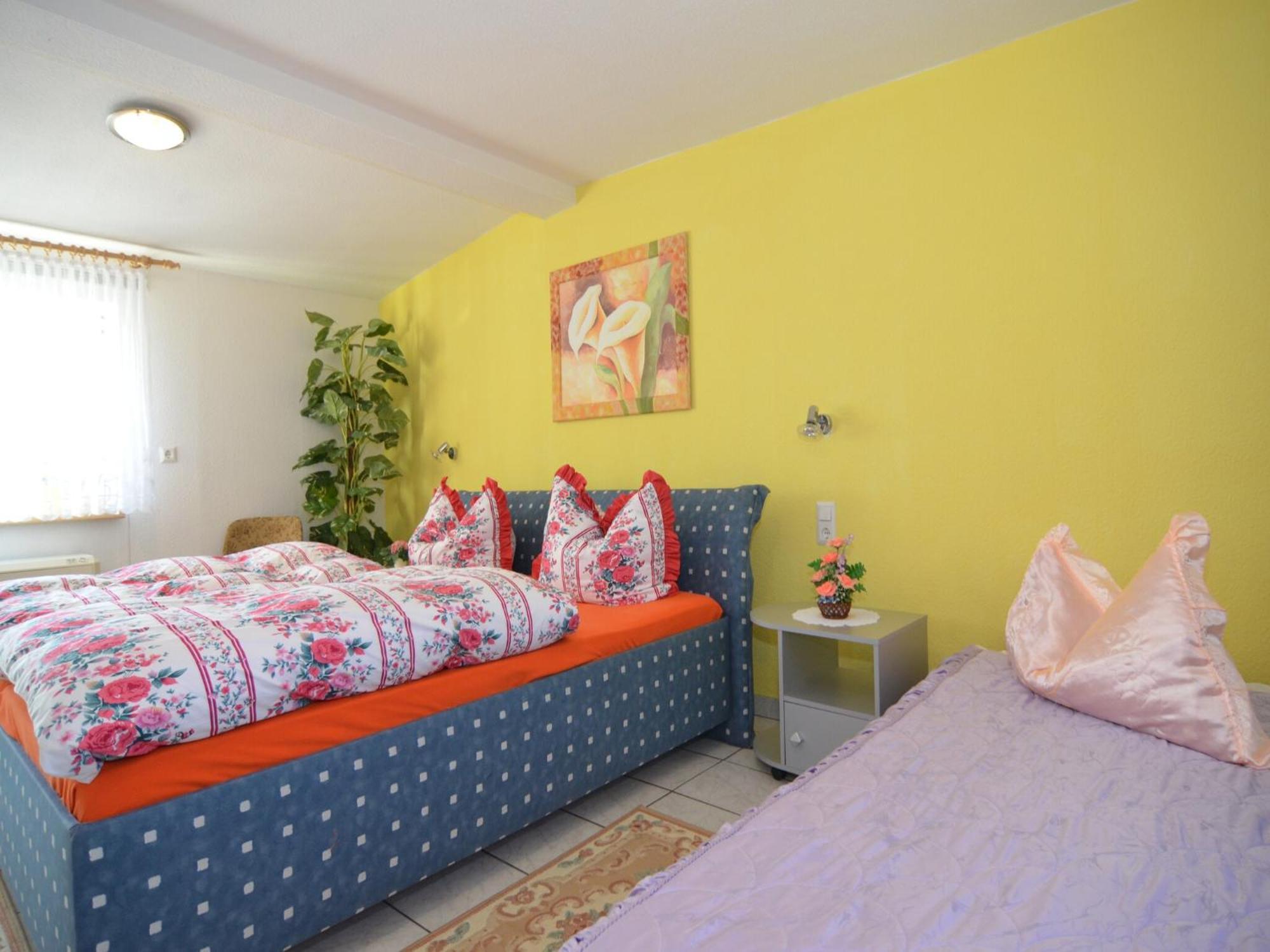 Holiday Home In Neustadt Am Rennsteig With Pond エクステリア 写真